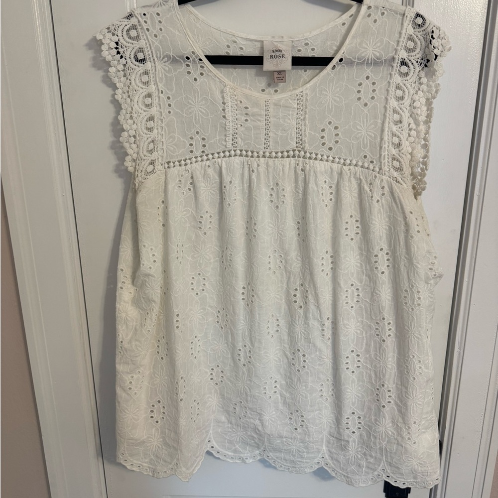 Knox Rose White Ruffled Embellished Blouse
